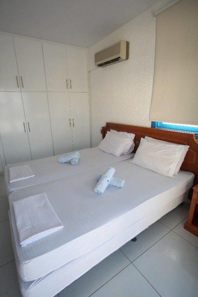 Aphentrika Apartments Protaras Eksteriør billede
