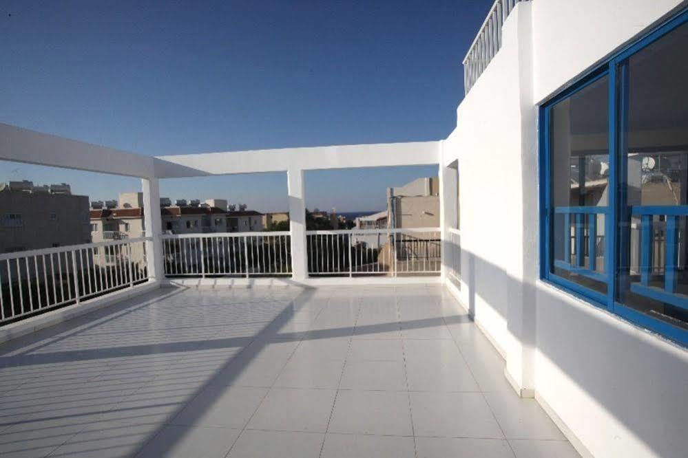 Aphentrika Apartments Protaras Eksteriør billede
